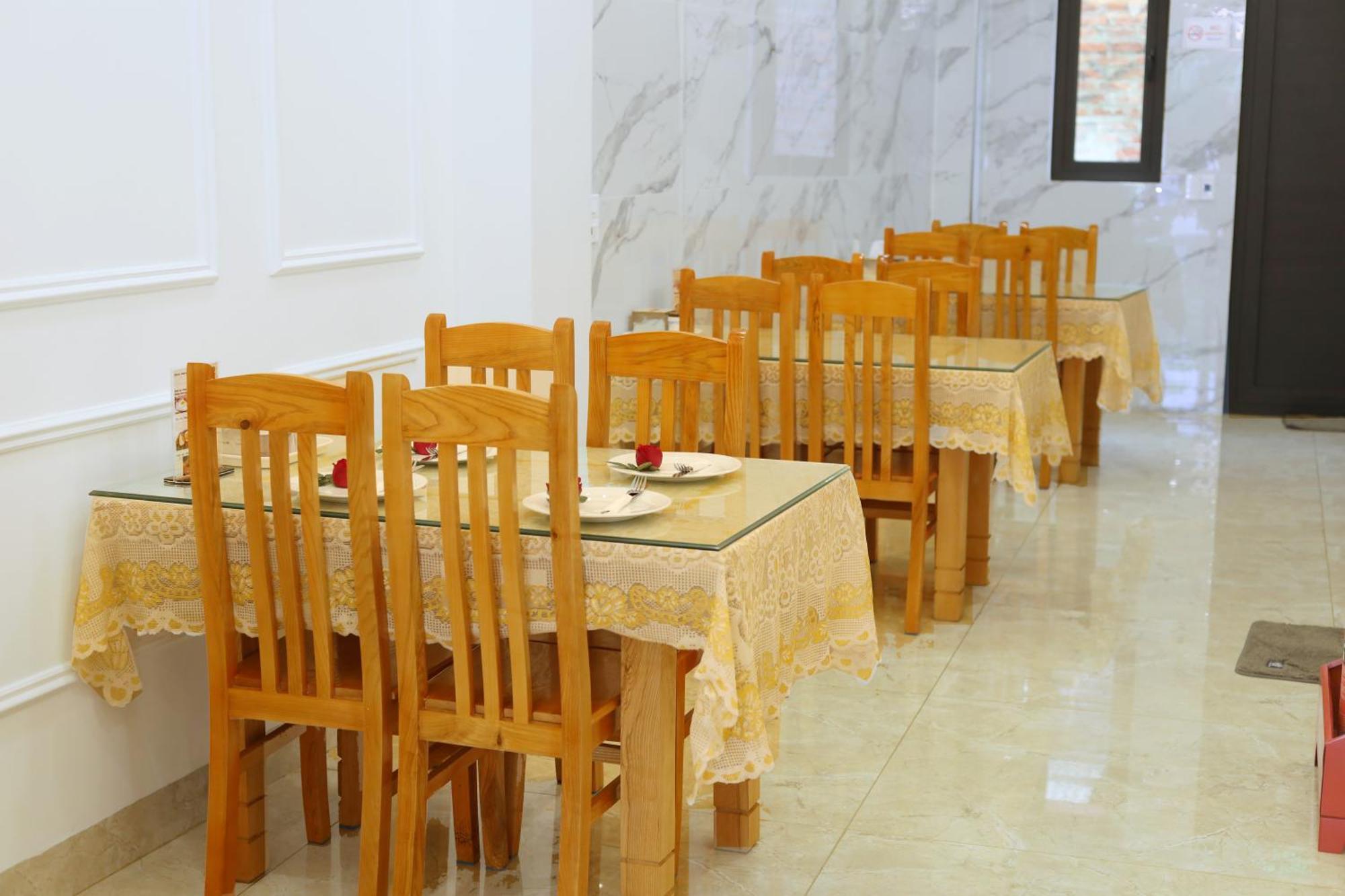 Chemi Noi Bai Airport Hotel & Travel ハノイ市 エクステリア 写真