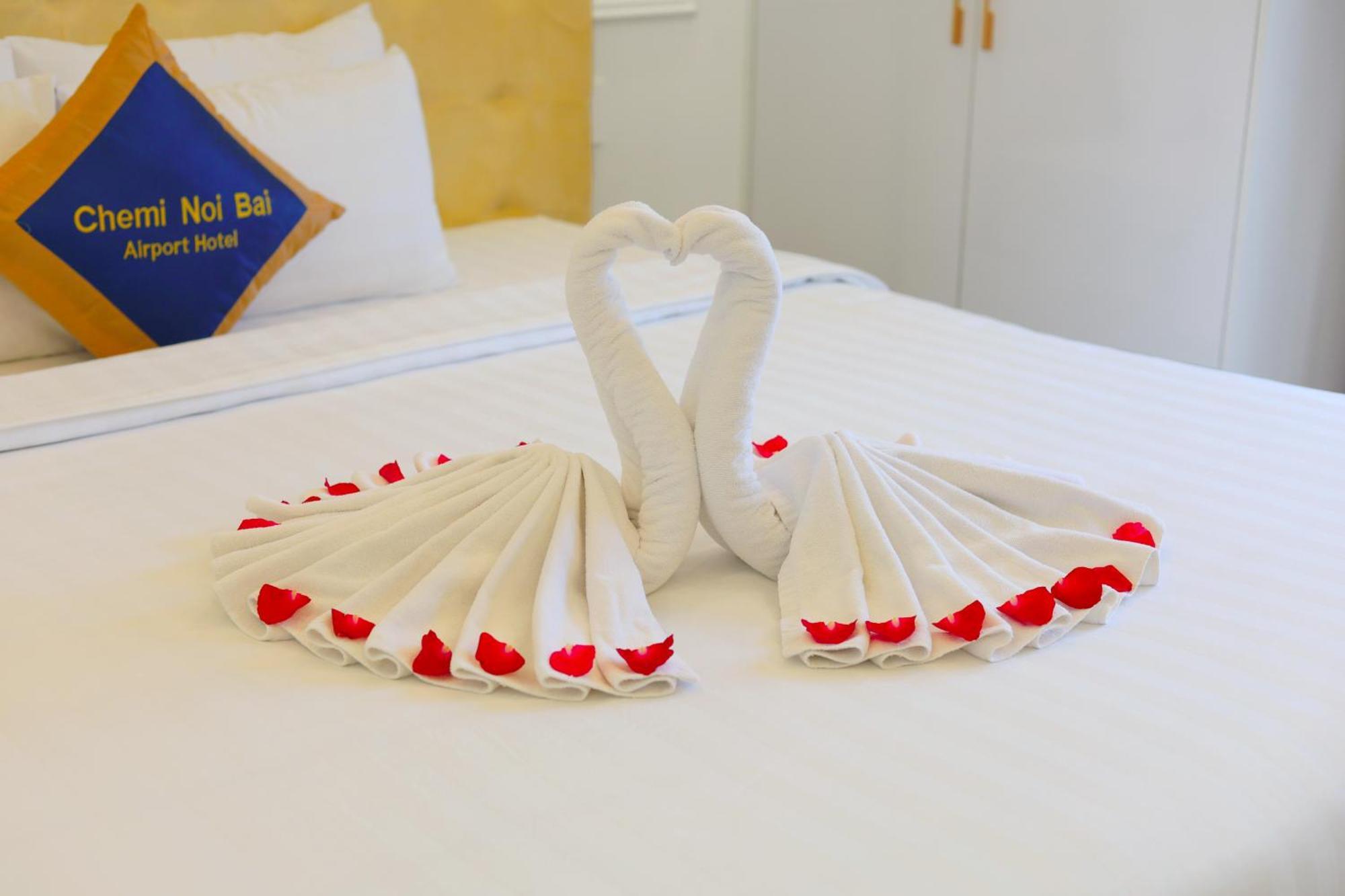 Chemi Noi Bai Airport Hotel & Travel ハノイ市 エクステリア 写真