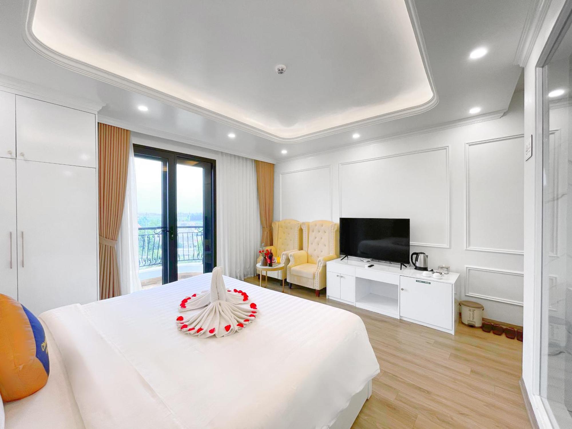 Chemi Noi Bai Airport Hotel & Travel ハノイ市 エクステリア 写真